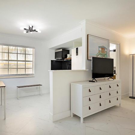 Lauderdale-by-the-Sea La Mer Suites מראה חיצוני תמונה