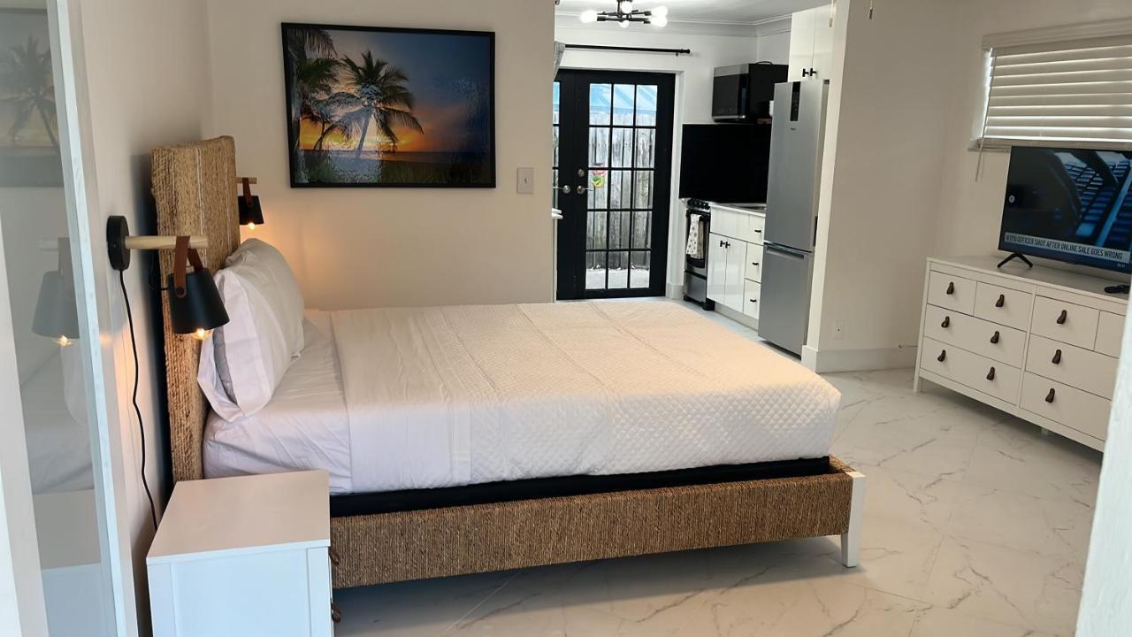 Lauderdale-by-the-Sea La Mer Suites מראה חיצוני תמונה