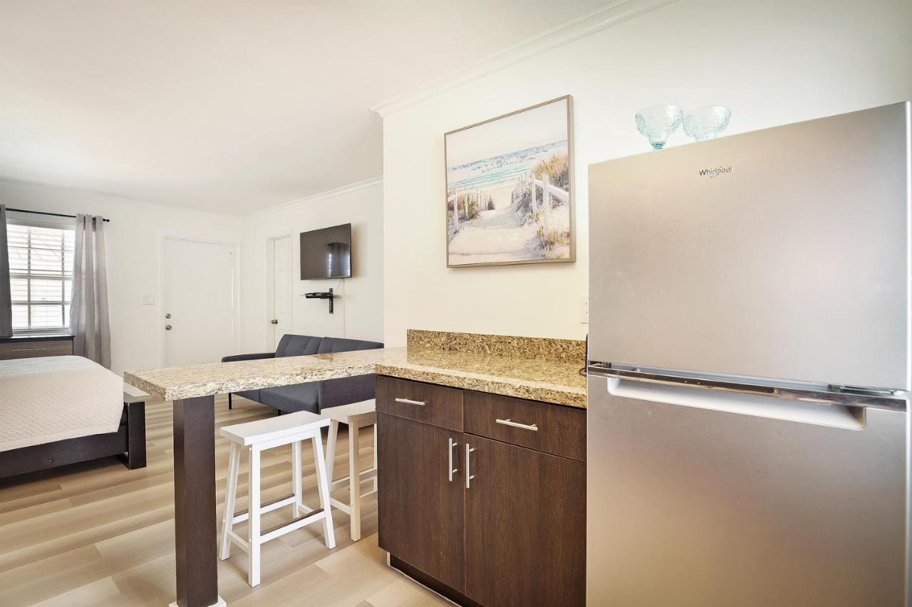 Lauderdale-by-the-Sea La Mer Suites מראה חיצוני תמונה