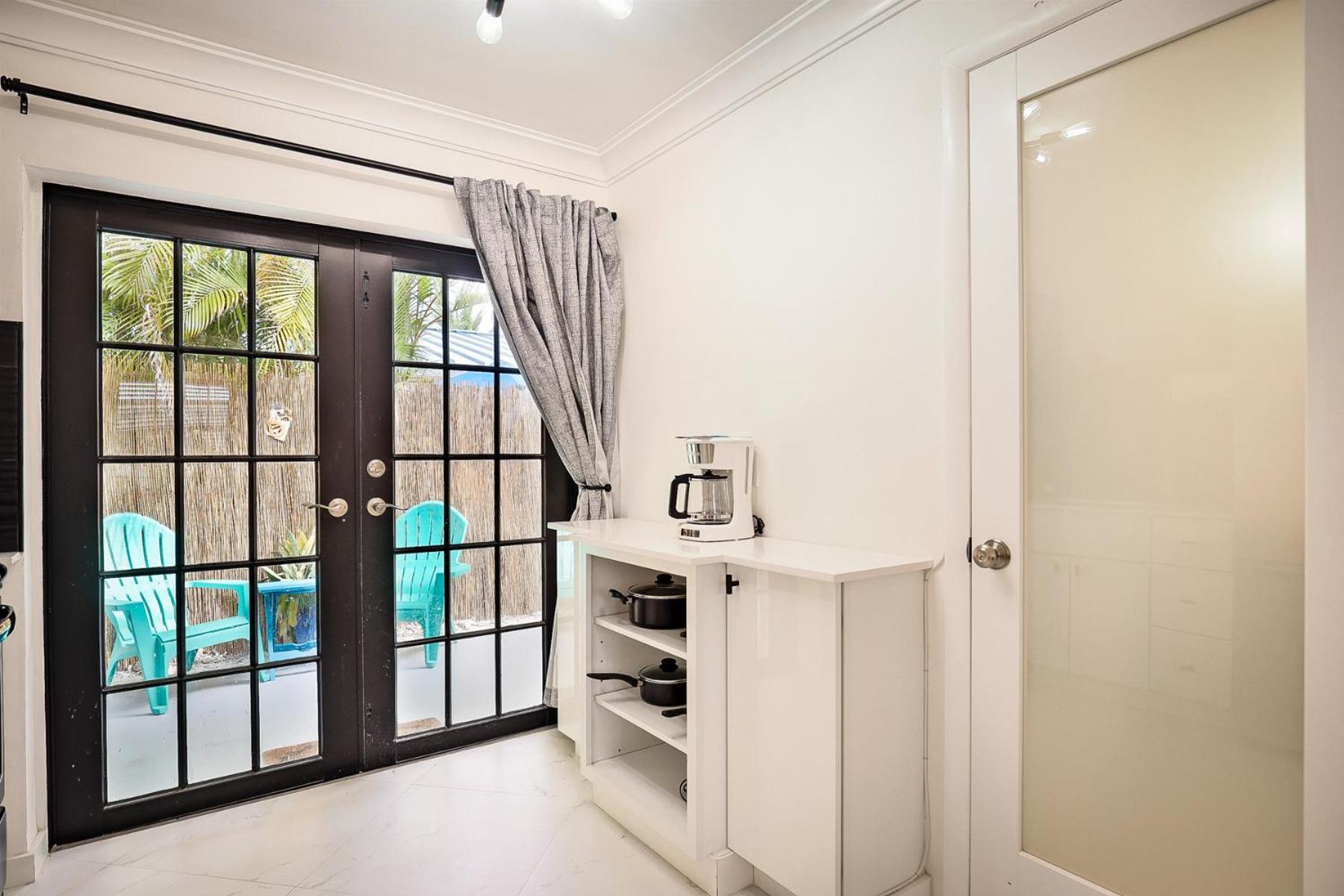 Lauderdale-by-the-Sea La Mer Suites מראה חיצוני תמונה